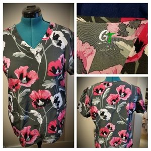 GT Performance Scrub Top. Washed Once Never Worn